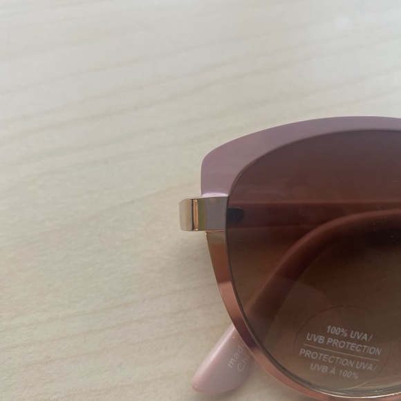 Cat Eye Enamel Sunglasses - Picture 3 of 3